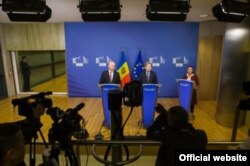 La conferința de presă de la Bruxelles