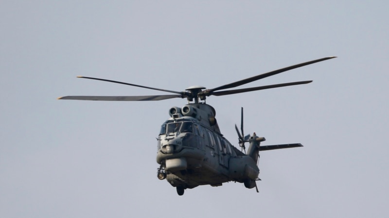 Helikopter se srušio u Istanbulu, četiri vojnika poginula