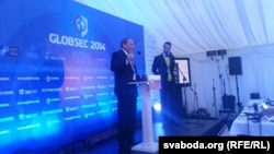 Джордж Фрыдман выступае на канфэрэнцыі GLOBSEC 2014