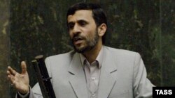 Ахмадинежад предлагает миру мир с позиции силы