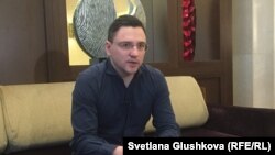 Руководитель мониторинговой группы ОЭСР по Казахстану Дмитрий Котляр. Астана, 19 января 2018 года.