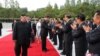 استقبال رسمی از رئیس‌جمهور چین توسط رهبر کره شمالی و مقام‌های ارشد این کشور