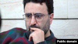 مصطفی تاجزاده، معاون سیاسی وزارت کشور در دولت محمد خاتمی.