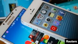 Смартфоны «Samsung Galaxy».