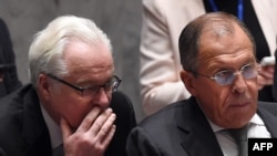 ვიტალი ჩურკინი (მარცხნივ) და სერგეი ლავროვი