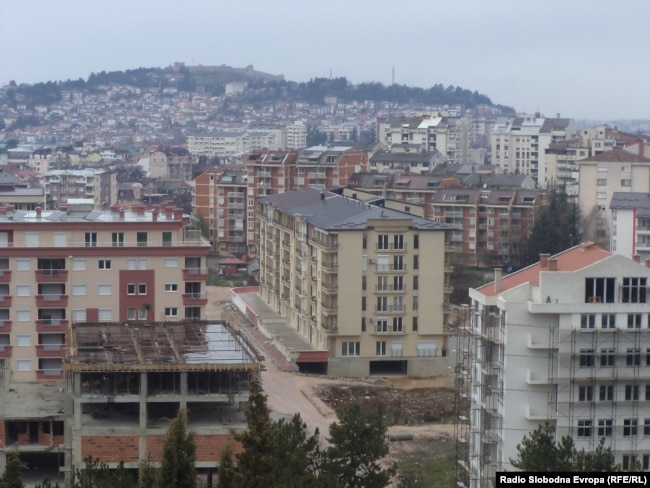 Sipas të dhënave, janë mbi 400 ndërtime pa leje në qytetin e Ohrit.