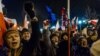 Криза у польському Сеймі вивела на вулиці міст тисячі людей. Усе почалося з протесту журналістів