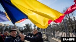 Protest al Mișcării politice Unirea în fața monumentului lui Ștefan cel Mare din Chișinău, 1 martie 2020