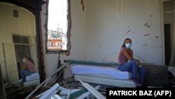 Жительница Бейрута в своей квартире - после взрыва 4 августа 2020