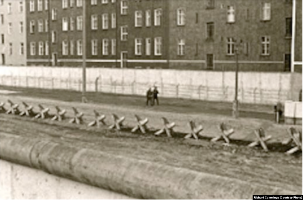 Berlinski zid snimljen 1984. Foto: Richard Cummings 