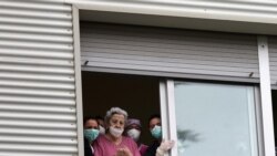 Korisnica i uposlenice doma za starije (ilustrativna fotografija)