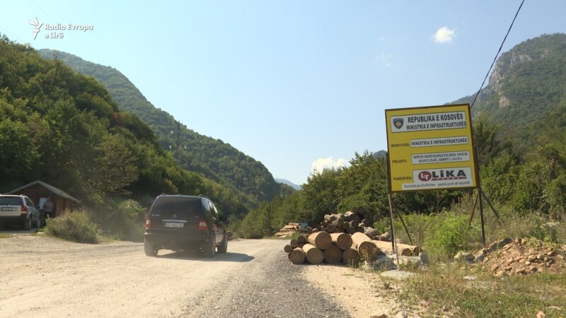 Hoti kërkon pezullimin e punimeve të rrugës Deçan-Plavë 