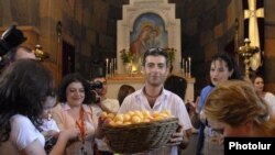 «Ոսկե ծիրան» կինոփառատոնի բացումը Սուրբ Զորավոր եկեղեցում, 12-ը հուլիսի, 2009 թ.