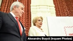 Premierul Viorica Dăncilă și liderul ALDE, Călin Popescu Tăriceanu, pe vremea când încă mariajul funcționa