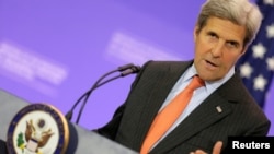 Sekretari amerikan i Shtetit, John Kerry - Arkiv 