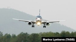 Sukhoi Superjet 100 учоғи (иллюстратив сурат)