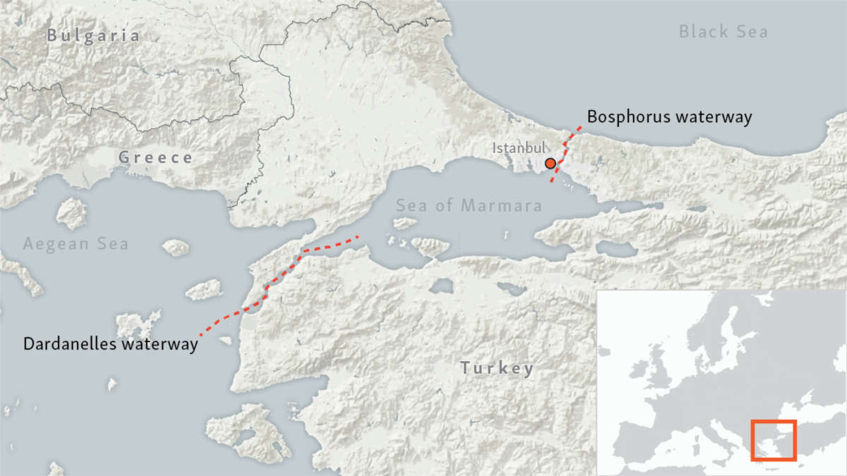 Проливы черного моря на карте. Проливы Босфор и Дарданеллы на карте. Босфор и Дарданеллы на карте. Карта Турции пролив Босфор и Дарданеллы. Турция пролив Босфор и Дарданеллы.