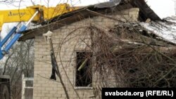 Residents of the Belarusian village of Paulovichy say they were not given enough warning about the destruction of their homes. 