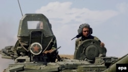 Российские танки загостились в Гори