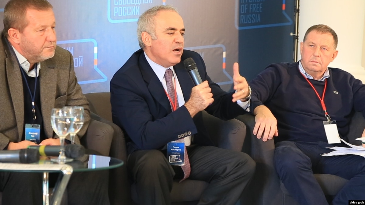 Форум по теме: Карты на стол: Российский генерал жёстко спросил Дисскусии по теме: Карты на стол: Российский генерал жёстко спросил