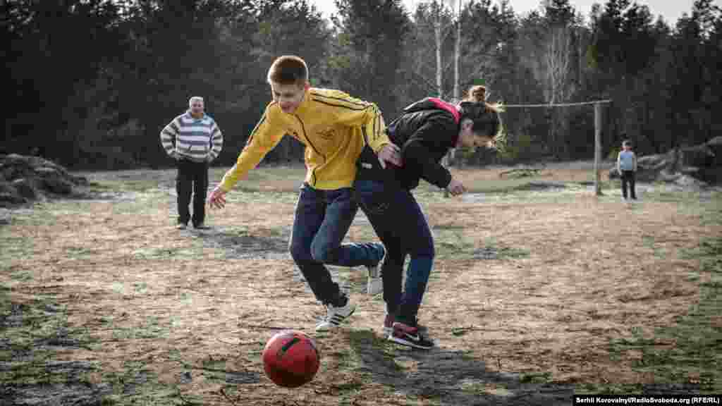 Sports, games and other activities are an important part of the children's rehabilitation.