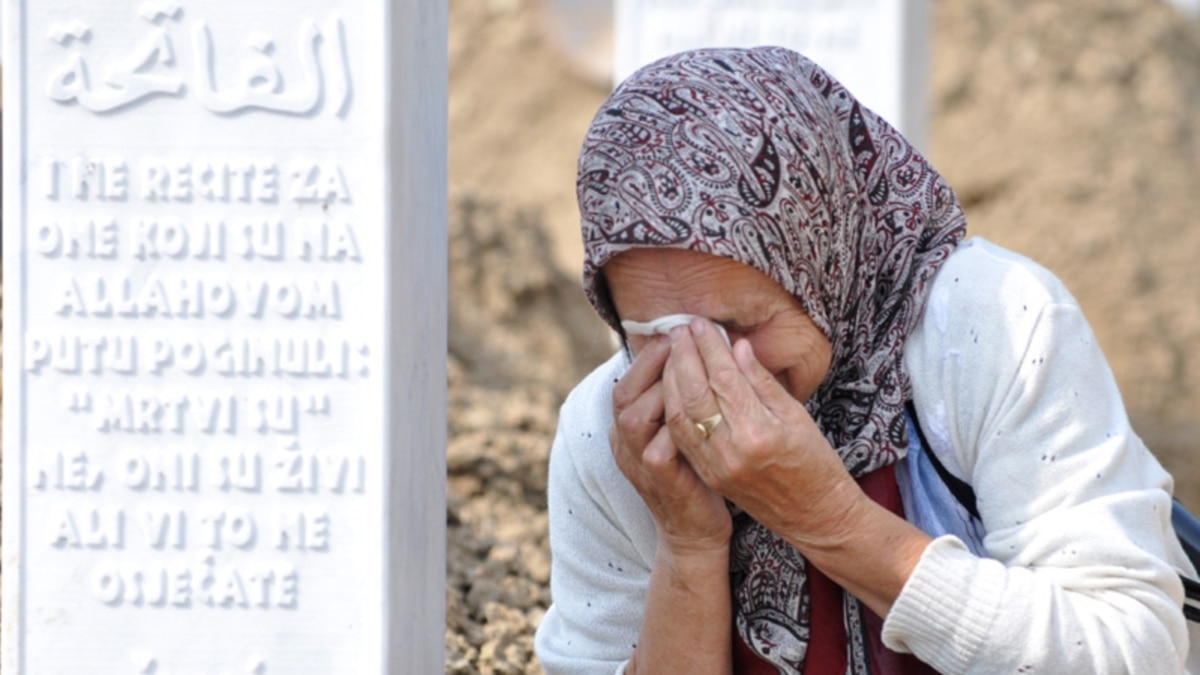 Bosnia Charges Four With Genocide For Srebrenica Killings