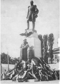 Monumentul lui Alexandru I, simbol al absolutismului rus în Basarabia