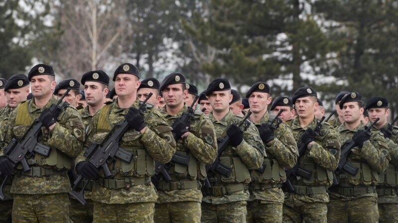 „Зери“: САД и Германија велат дека за косовска војска мора уставни измени