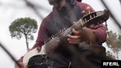 ساز رباب بعنوان یکی از میراث‌های فرهنگی غیرملموس افغانستان به سازمان یونسکو برای ثبت معرفی شده است