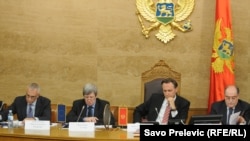 Briselski zvaničnici u crnogorskoj skupštini, 2. april 2012.