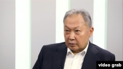 Former Kyrgyz President Kurmanbek Bakiev and some of his family members and associates have been residing in Belarus since April 2010. (file photo)