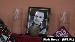 Фота з пахаваньня Мікіты Крыўцова. 