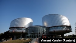 Մարդու իրավունքներ եվրոպական դատարանի շենքը Ստրասբուրգում, արխիվ