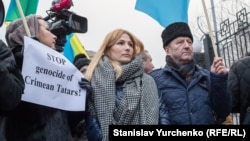 Эмине Джеппар и Риза Шевкиев, Киев, 10 декабря 2015 года