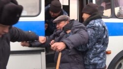 Police In Kazakh Capital Forcibly Detain Dozens