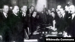 Падпісаньне Рыскай мірнай дамовы