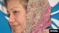 نیلاب مبارز فعال مدنی