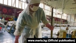 Бишкекда беморлар сони кескин ўсаётгани боис, янги даволаш муассасалари очилмоқда, 4 июль, 2020, Қирғизистон