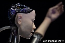 هوش مصنوعی در رباتی با صورت انسان