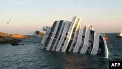 Italy -- Costa Concordia after the cruise ship with more than 4,000 people on board ran aground and keeled over off the Isola del Giglio, 14Jan2012