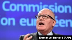  Frans Timmermans acuzat că ar fi falsificat raportul MCV de un site prieten al ministrului Justiției