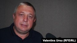 Alexei Tulbure în studioul Europei Libere la Chișinău