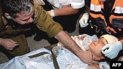 سخنگوی ارتش اسراييل می گويد: اکثر زخمی ها تنها نياز به درمان سرپائی داشته اند و از بيمارستان ها مرخص شده اند.