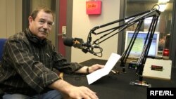 Jefim Fistein, who in 1989 was a commentator for RFE's Russian Service and a contributor to the Czechoslovak Service.