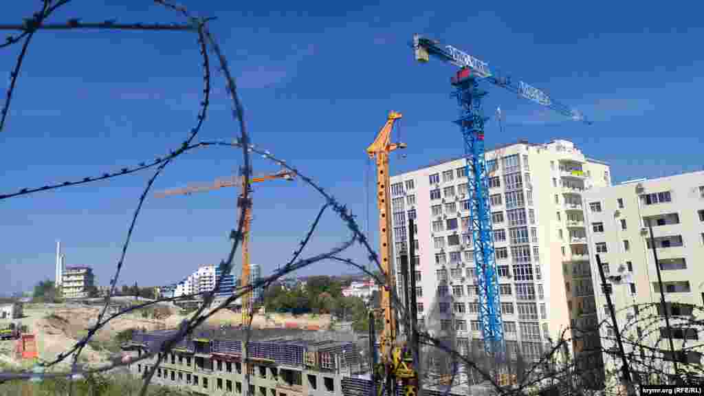 В Севастополе началось строительство театра оперы и балета на мысе Хрустальном в рамках так называемого культурного кластера