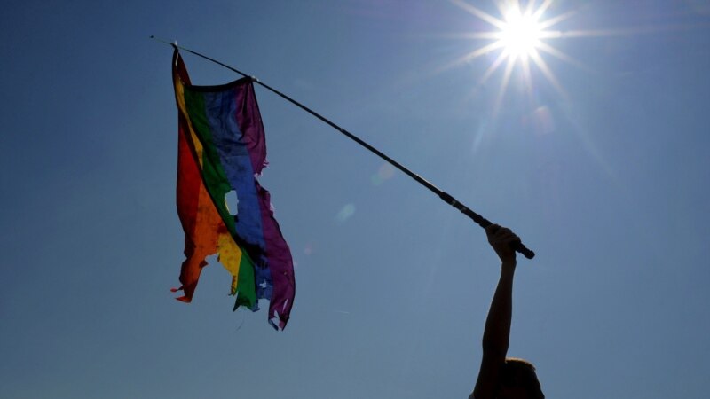 Русија може да ја прошири забраната за „геј пропаганда“
