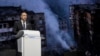 Kryeministri i Ukrainës, Denys Shmyhal, mban një fjalim në fillim të një konference ndërkombëtare dy-ditore mbi rindërtimin e Ukrainës, në Lugano. 4 korrik 2022.