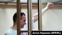 Олег Сенцов после оглашения приговора 