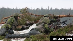 Шведские солдаты из «Готландского полка» во время военных учений в 2019 году