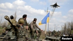 Українські вояки в зоні АТО